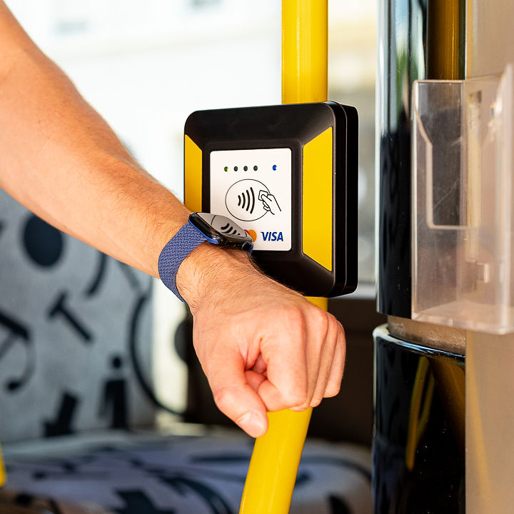 Paiement sans contact montre connectée