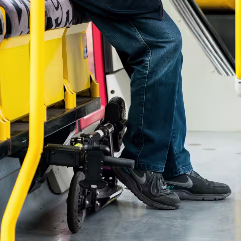 Trottinette pliée autorisée à bord