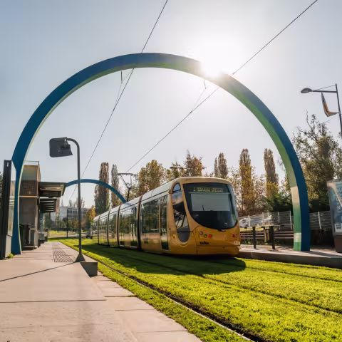 Tram Soléa à la station Bel Air