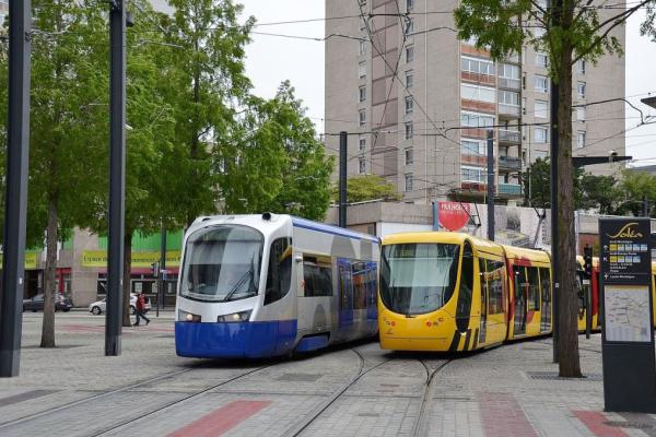 Le tram-train et le tram au centre-ville de Mulhouse